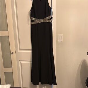 Woman’s evening/prom dress size small new